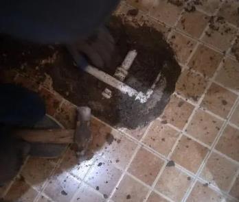 封丘卫生间漏水维修公司为您分享下卫生间渗水如何处理及注意事项