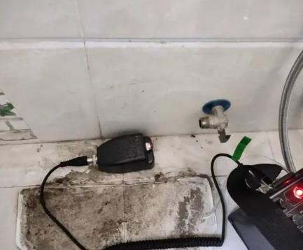 封丘屋顶漏水维修公司分享下卫生间漏水的危害及解决方法